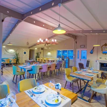 Motel Gurel Garden House 3*