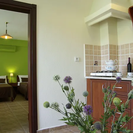 Gurel Garden House Küçükkuyu