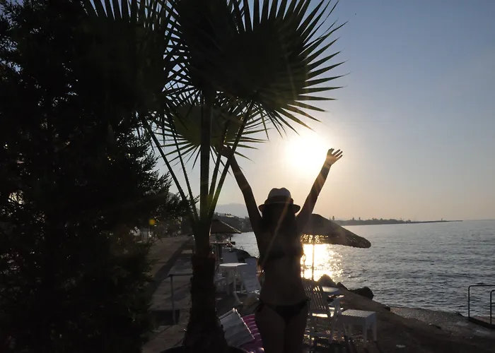 Мотель Gurel Garden House 3*