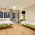 Gurel Garden House モーテル