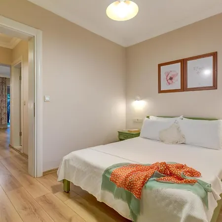 Gurel Garden House Motel 3*