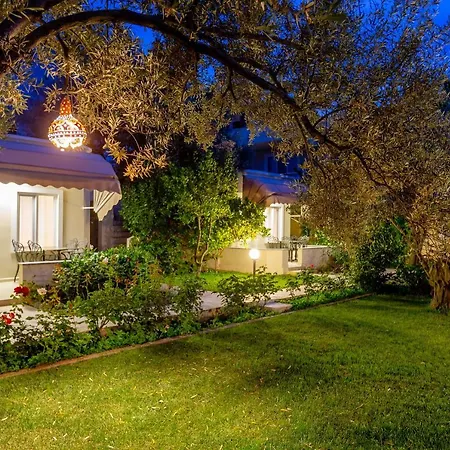 Gurel Garden House 3* Küçükkuyu