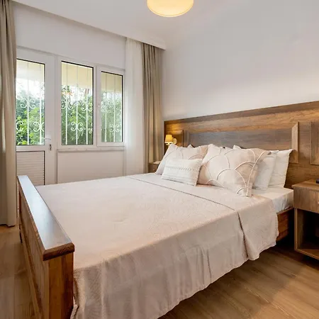 Gurel Garden House Motel 3*