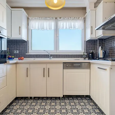 Мотель Gurel Garden House 3*
